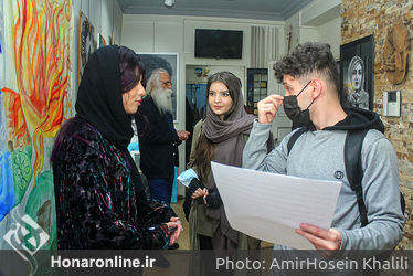 نمایشگاه نقاشی سیمین حیدری با عنوان « چرخه » در گالری انتظامی