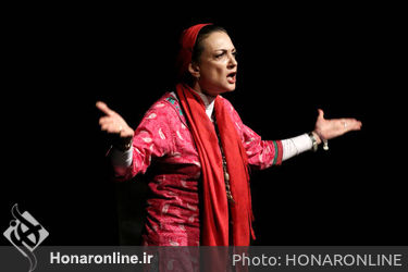 اجرای نمایش "مارکس در سوهو" در خانه موزه استاد عزت الله انتظامی