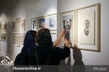 نمایشگاه آثار بیژن صفاری با همکاری هنرمندان معاصر در  گالری وی