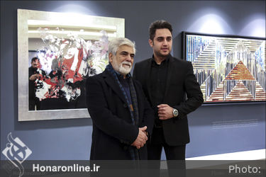 بازدید هنرمندان از آثار دهمین حراج تهران