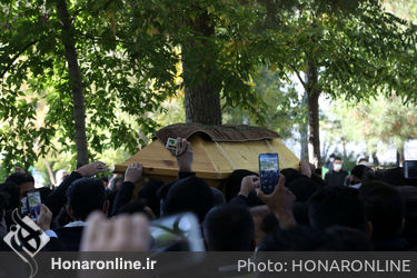 آرامگاه فردوسی در تعزیت آواز مردم ایران / وداع با خسرو خوبان محمدرضا شجریان