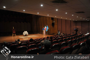 مراسم رونمایی از کتاب «نمایش خیابانی ایران و تئاتر خیابانی جهان» در تالار رودکی