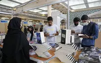 سی و سومین نمایشگاه بین‌المللی کتاب تهران/۲