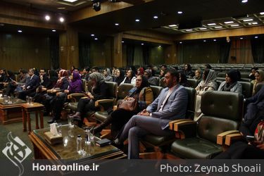 نشست هم‌اندیشی طراحان و تولیدکنندگان بخش طراحی لباس جشنواره فجر