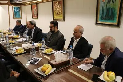 نشست مدیران وزارت ارشاد، شهرداری و میراث فرهنگی برای بهسازی برج آزادی 