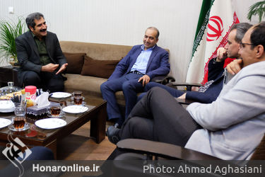 بازدید حسین انتظامی از تئاترشهر 