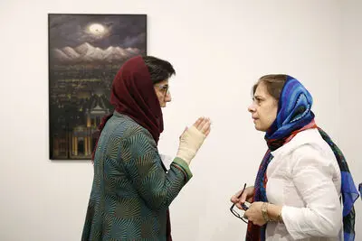 افتتاحیه‌ی نمایشگاه نقاشی‌های ثمیلا امیرابراهیمی در گالری هور