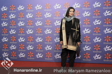 اکران سریال "نهنگ آبی" در باغ کتاب