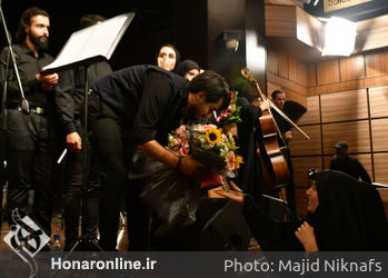 کنسرت روایت وداع با آهنگسازی و خوانندگی حسام آرین و روایتگری و دکلمه امیرمحمد صمصامی در دهه سوم محرم در تالار سوره حوزه هنری