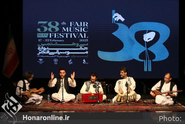دومین شب از سی و هشتمین جشنواره موسیقی فجر در نیاوران