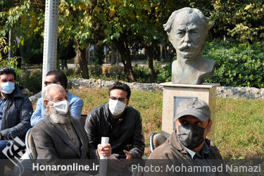 مراسم تشییع پیکر " کامبیز درمبخش " از مقابل خانه هنرمندان
