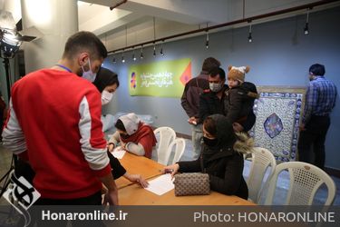 تحویل آثار هنرمندان به چهاردهمین جشنواره هنرهای تجسمی فجر