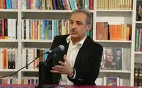 رونمایی کتاب علیرضا سمیع آذر در شهر کتاب فرشته‎