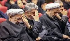 سید مهدی شجاعی: «کشتی پهلو گرفته» رمان است نه روضه!