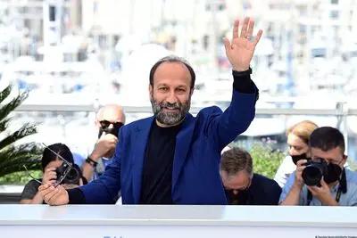  Farhadi wins Asia-Pacific Best Director Award for “A Hero”