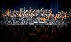 از شنیدن سرود «قلب های بی قرار» تا برگزاری «شب خوزستان»