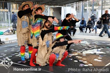 اجرای نمایش‌ «مترس ها» در چهل و یکمین جشنواره تئاتر فجر - پهنه رودکی