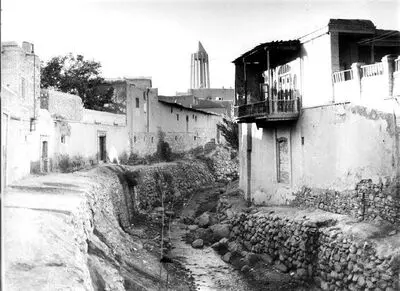 Photos to Display Old Days of Hamedan at Tehran exhibit 