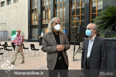 نشست صمیمانه هنرمندان و فعالان هنرهای تجسمی با وزیر فرهنگ و ارشاد اسلامی(1)