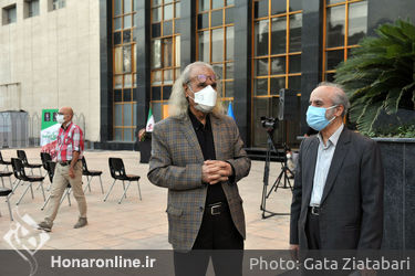 نشست صمیمانه هنرمندان و فعالان هنرهای تجسمی با وزیر فرهنگ و ارشاد اسلامی(1)