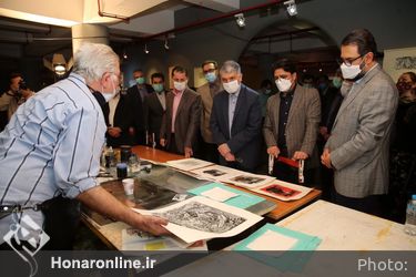 بازدید وزیر فرهنگ و ارشاد اسلامی از سیزدهمین جشنواره هنرهای تجسمی فجر