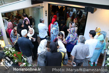 نمایشگاه نقاشی تهمینه میلانی در گالری ایوان