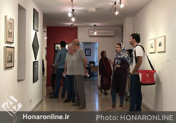 نمایشگاه گروهی هنرمندان جوان شیرازی در گالری لاله