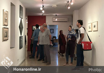 نمایشگاه گروهی هنرمندان جوان شیرازی در گالری لاله