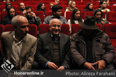 بازدید علی مرادخانی از نمایش کابوس حضرت اشرف در تماشاخانه ایرانشهر‎