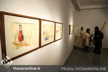 نمایشگاه نقاشی‌های نرگس موسوی در طراحان آزاد