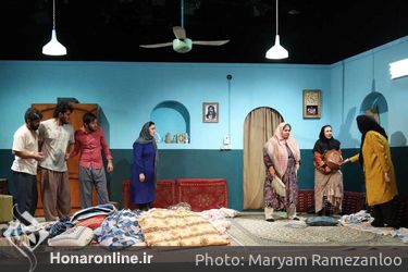 نمایش «هملت پشت کوهی» در سالن چهارسو