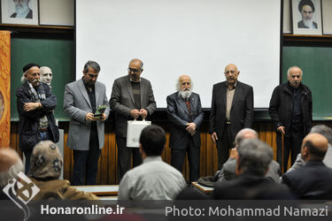 آیین اعطای نخستین جایزه آینه دار دوران در زادروز استاد باستانی پاریزی