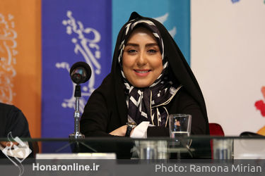 اکران فیلم "سمفونی نهم" در سومین روز سی و هفتمین جشنواره فیلم فجر - زینب تقوایی