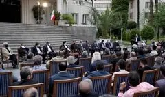 نشست صمیمی رئیس جمهوری با هنرمندان و فعالان عرصه فرهنگ و هنر | رئیسی: کارگروه مشترک بررسی مشکلات هنرمندان تشکیل شود