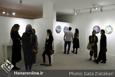 نمایش نقاشی های مهتاب مولوی در گالری مهروا