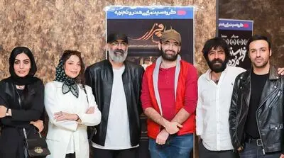 اکران مردمی «اتاق فرار» در سینما فرهنگ برگزار شد