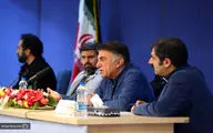 تاکید رضا کیانیان بر تفکیک مسئولیت‌های سیاسی و اجتماعی / دو خبر از سی و پنجمین جشنواره بین‌المللی تئاتر فجر

