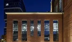 بازسازی خلاقانه با نمادی از المان‌های شهری | ادای احترام به تاریخ 