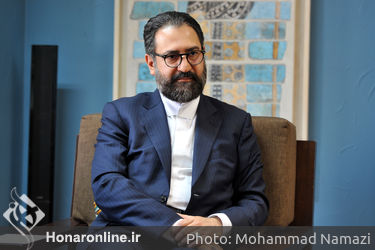 گفتگوی هنرآنلاین با معاون هنری وزیر ارشاد سید مجتبی حسینی