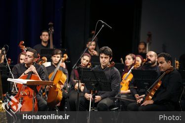 ارکستر سمفونیک تهران در تالار وحدت