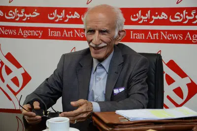 غلامحسین امیرخانی: بیانیه‌ای محکم و مستدل برای اثبات جایگاه خوشنویسی در ایران تدوین می‌کنیم