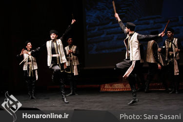 دومین روز چهارمین فستیوال موسیقی نواحی آینه دار