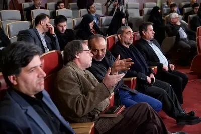 مراسم بزرگداشت آیت الله شاه آبادی در فرهنگسرای امام