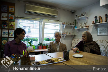 کتاب‌گردی هنرمندان و فرهنگیان در نشر مرکز2