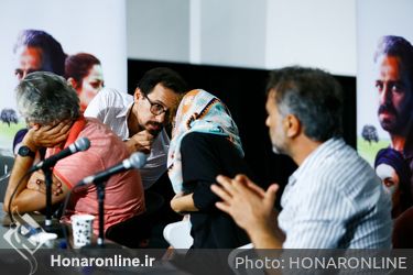 نشست نقد و بررسی فیلم «درخت خاموش» در پردیس چارسو