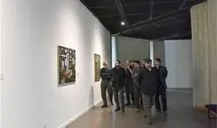 بازدید اعضای شورای هنری بنیاد نخبگان از نمایشگاه «نقشی بر سنگ»