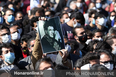 آرامگاه فردوسی در تعزیت آواز مردم ایران / وداع با خسرو خوبان محمدرضا شجریان