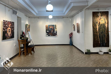 نمایشگاه آثار پریسا شفیعی در گالری گلهای داودی