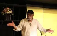 بازیگران،مانند دونده ها چوب امدادی به دست دیگران می‌دهند
