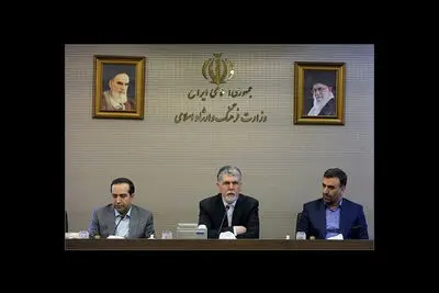 معرفی اعضای جدید شوراهای پروانه ساخت و نمایش / وزیر ارشاد: گفت‌و‌گو با اهالی رسانه باید شکل بگیرد 